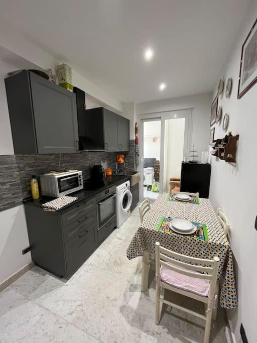 Casa Gerry, A Due Passi Dal Mare Διαμέρισμα Σαβόνα Εξωτερικό φωτογραφία